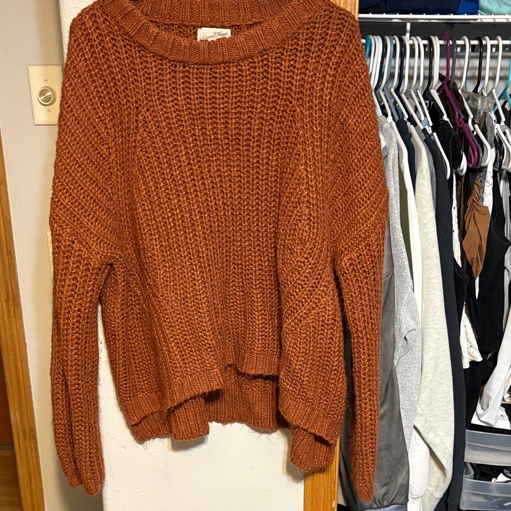 Universal Thread Women's Sweater - Warm Rust